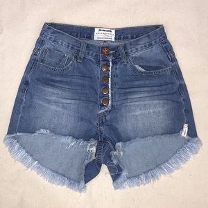 One X Oneteaspoon frayed denim shorts